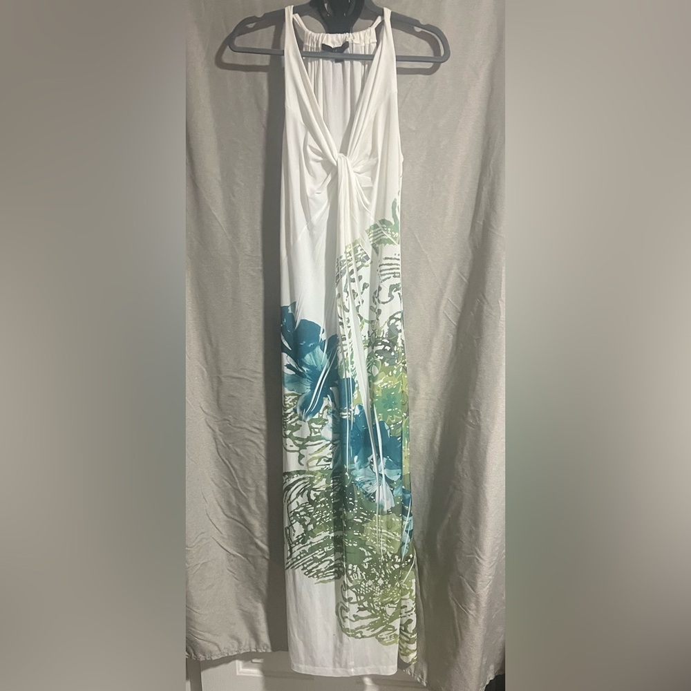 Fever. Beautiful sleeveless dress. Size large